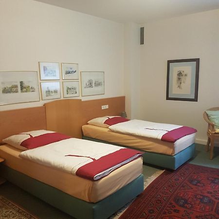 Gaestehaus Krefeld Uerdingen Bagian luar foto