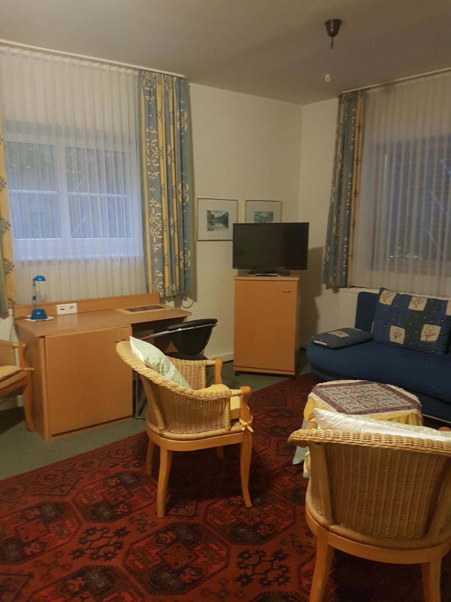 Gaestehaus Krefeld Uerdingen Bagian luar foto
