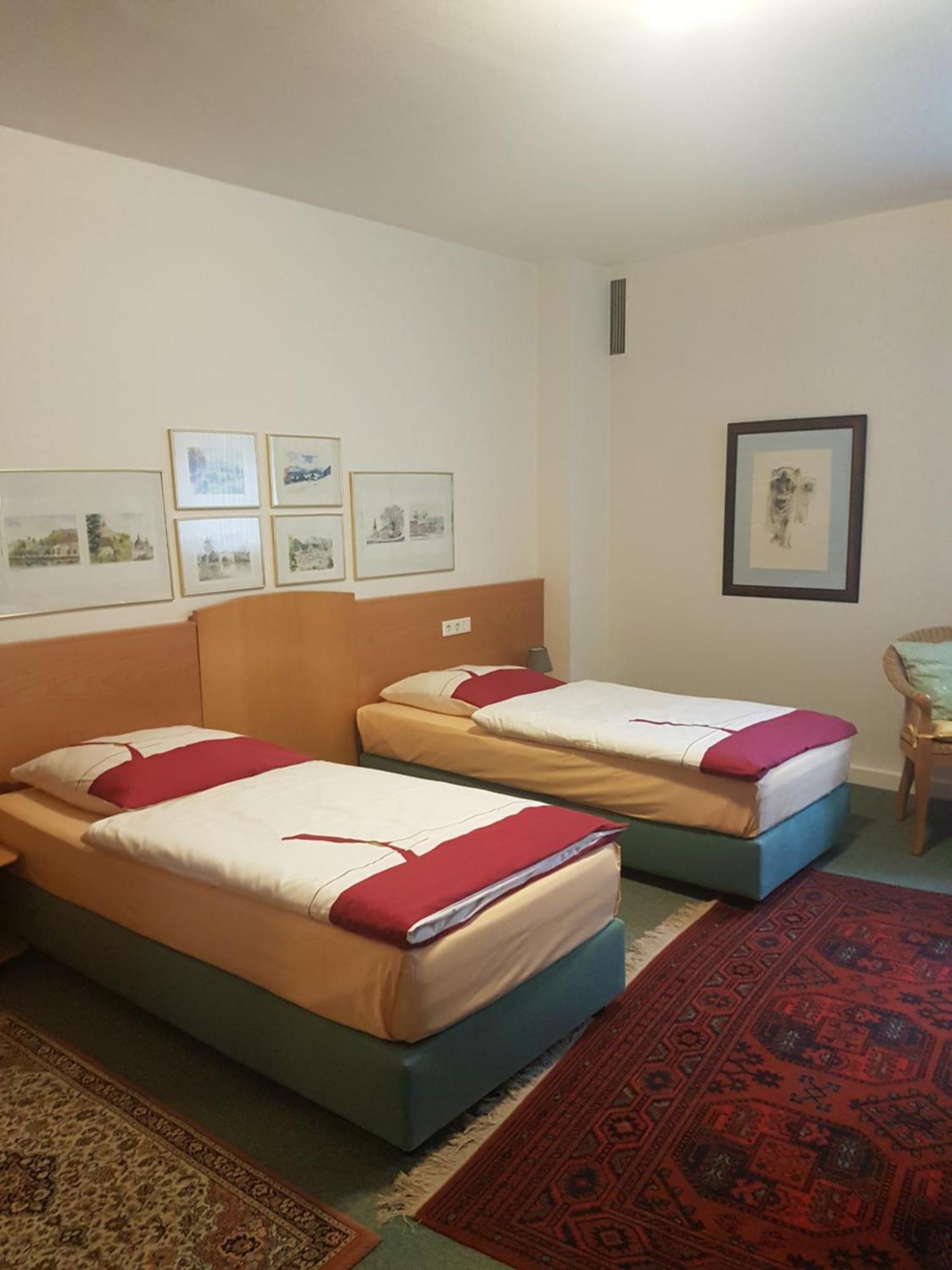 Gaestehaus Krefeld Uerdingen Bagian luar foto