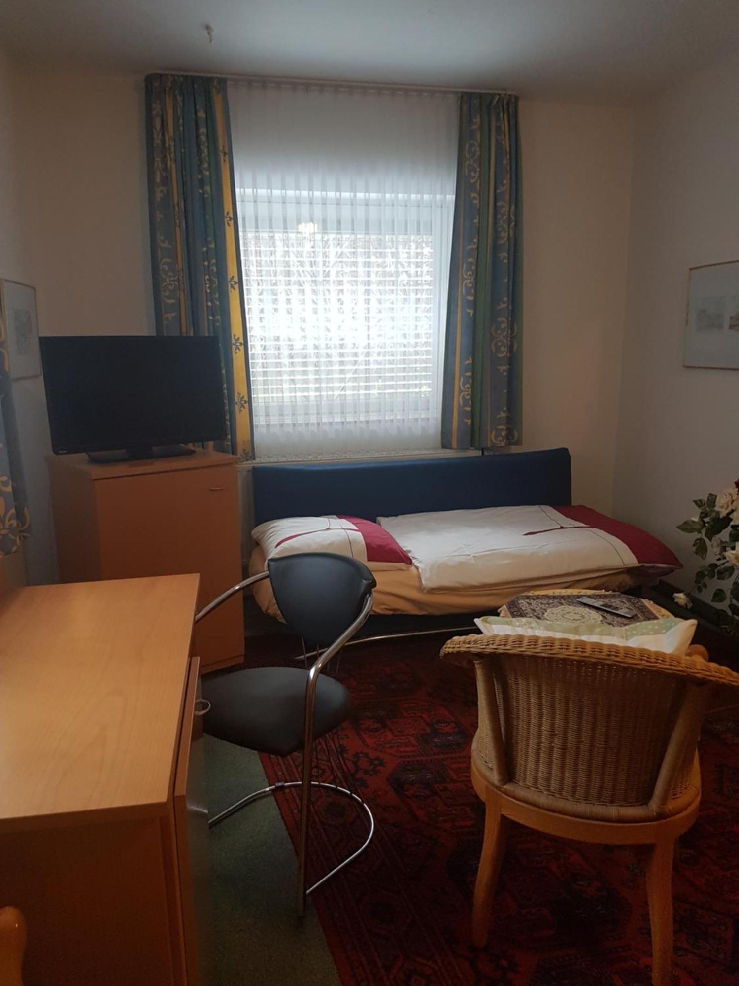 Gaestehaus Krefeld Uerdingen Bagian luar foto
