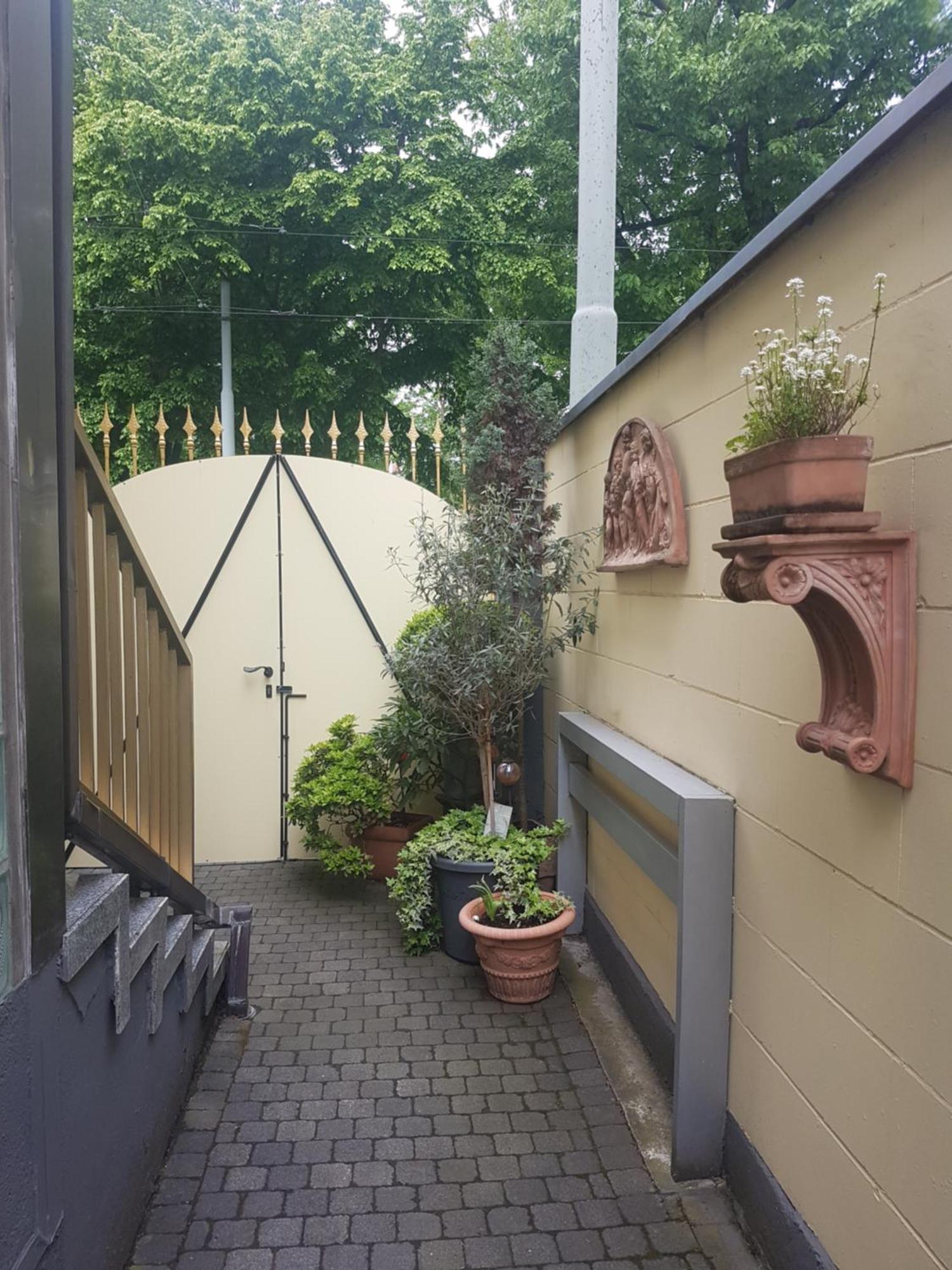 Gaestehaus Krefeld Uerdingen Bagian luar foto